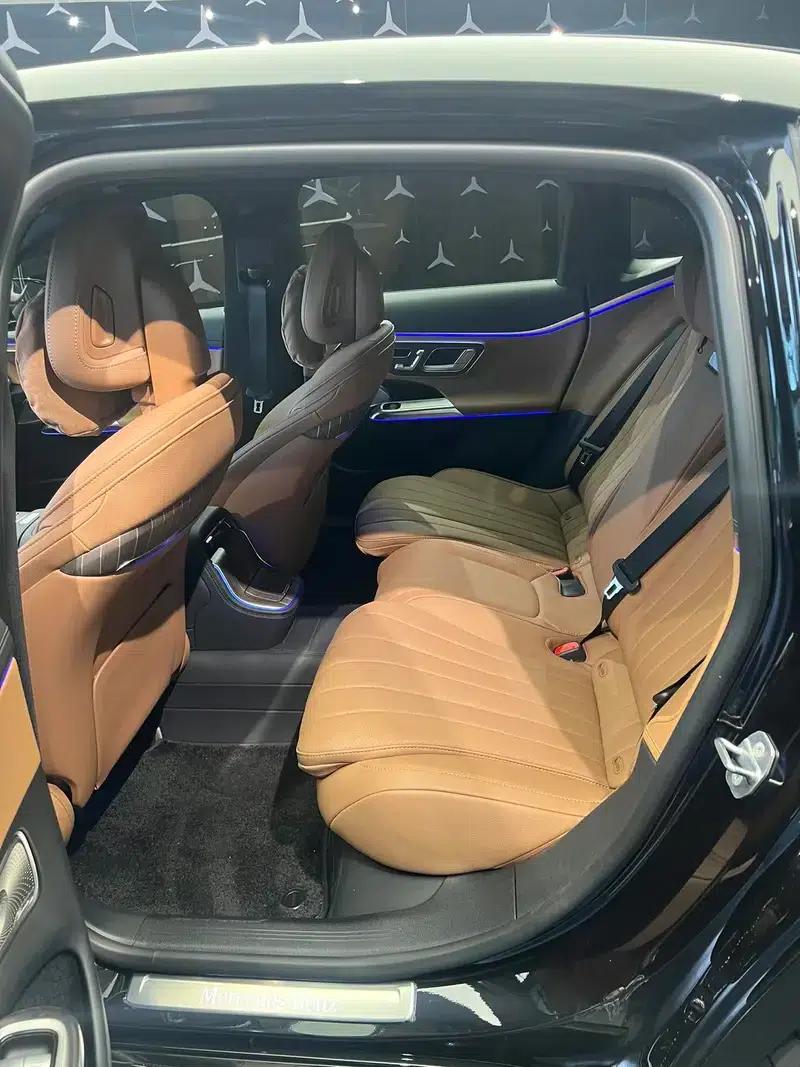 Mercedes-Benz E-Class 2025 E 300 L Luxury Sedan — миниатюра 14