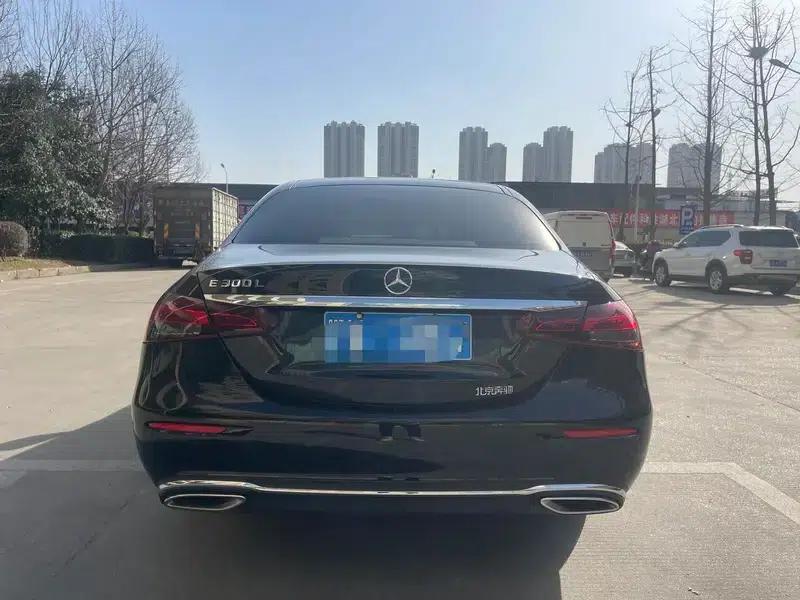 Mercedes-Benz E-Class 2021 E 300 L Fashion Sedan — миниатюра 5