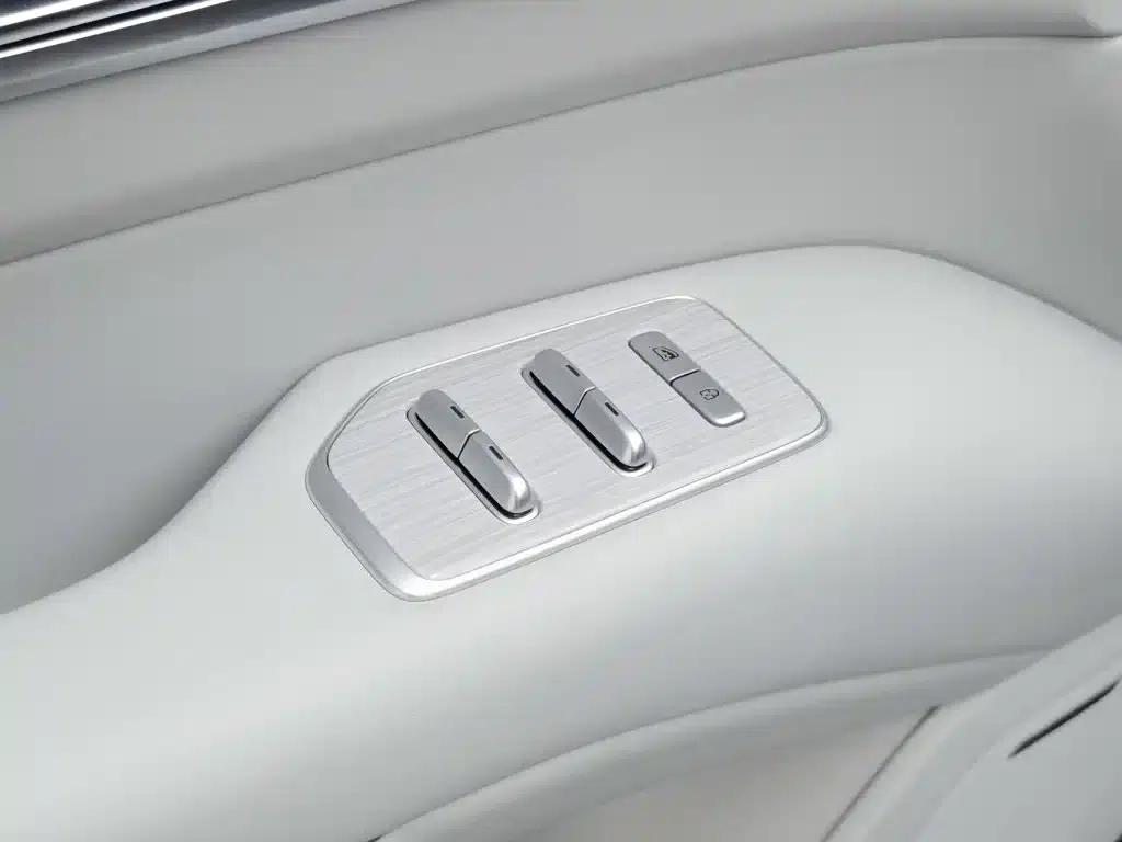 Deep Blue S09 2025 Rear-Wheel Drive Max — миниатюра 9