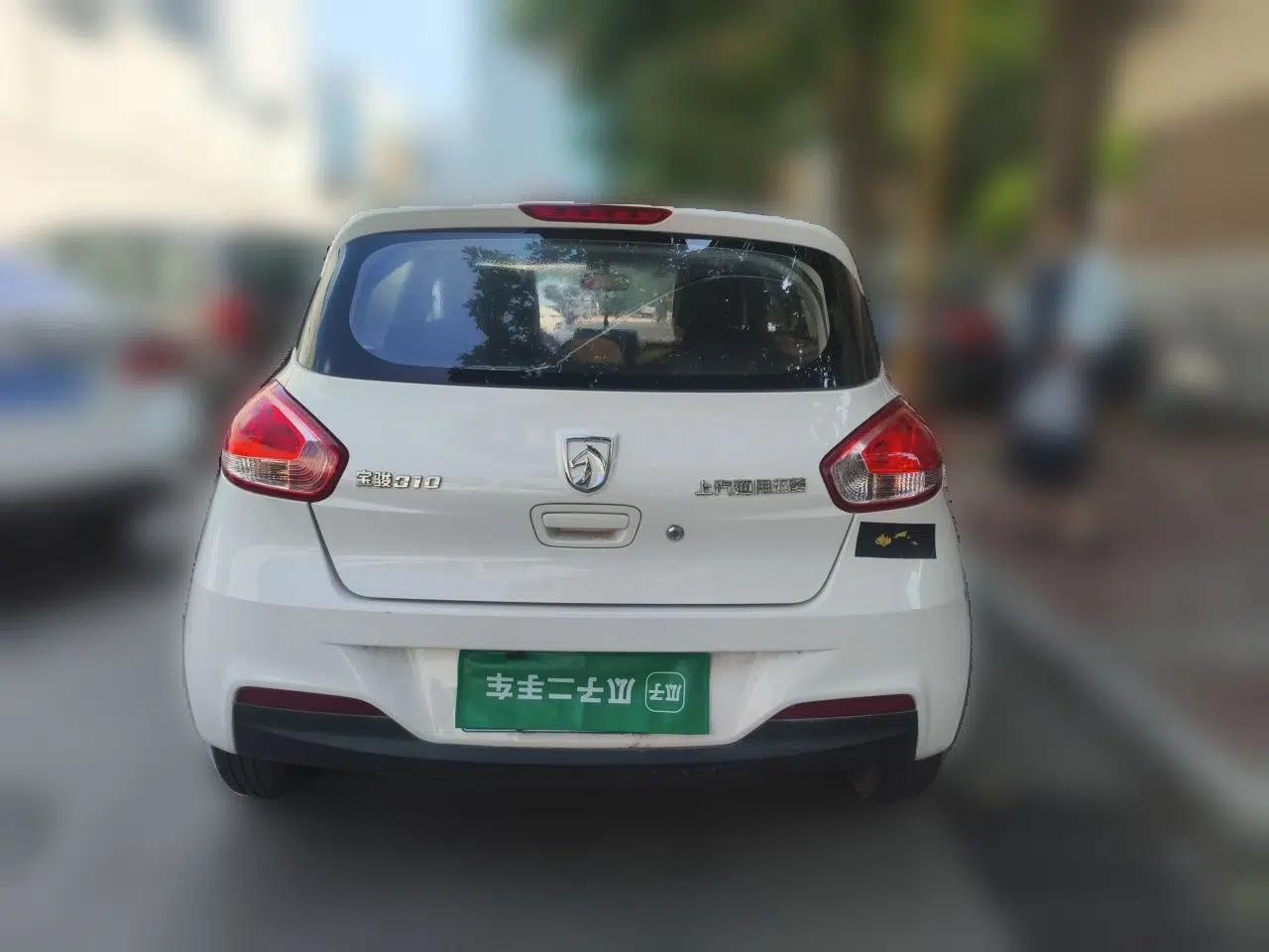 Baojun 310 2020 1.2L Manual Comfort Edition — миниатюра 5