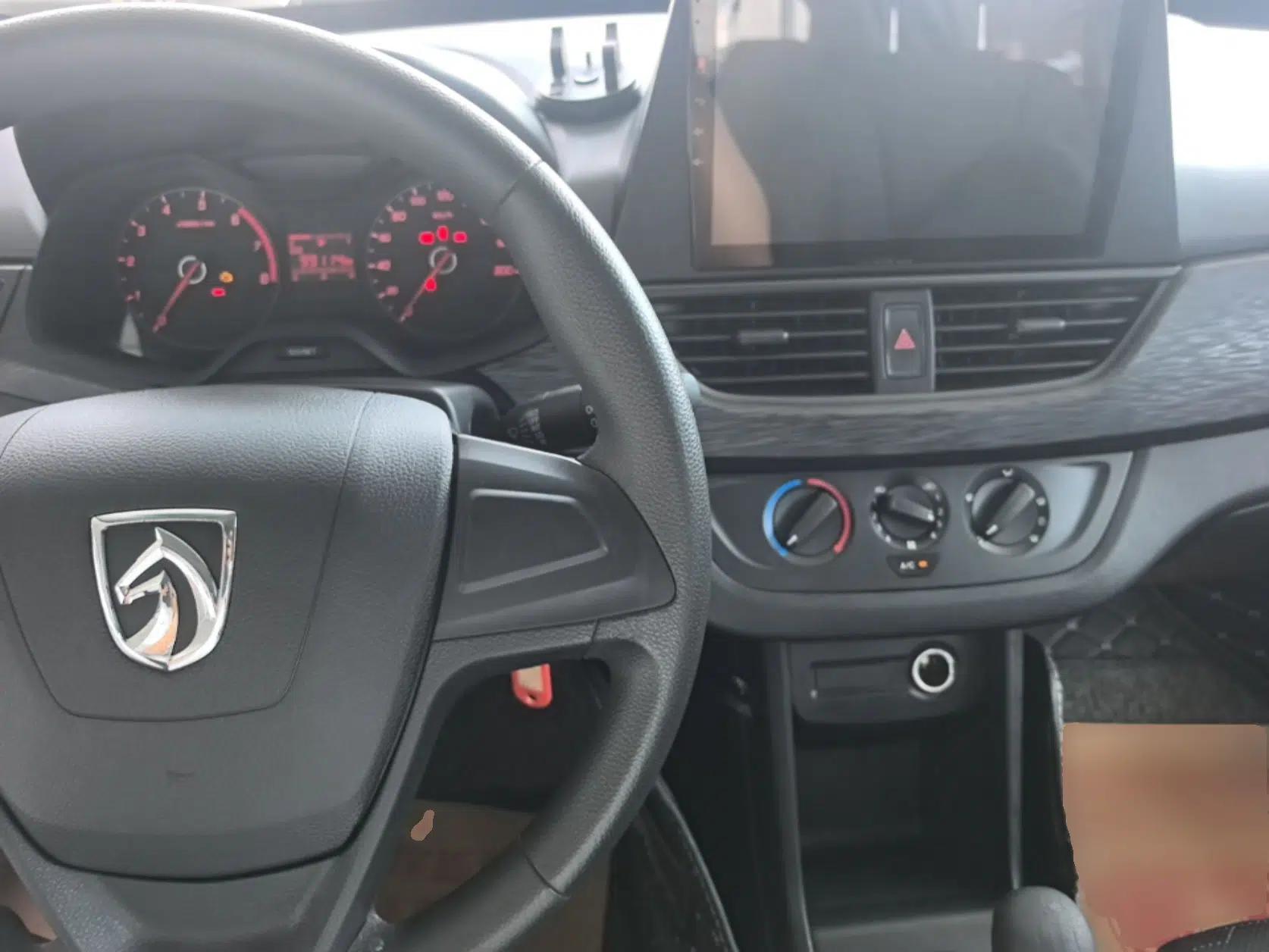 Baojun 310 2016 1.2L Manual Value Edition — миниатюра 12