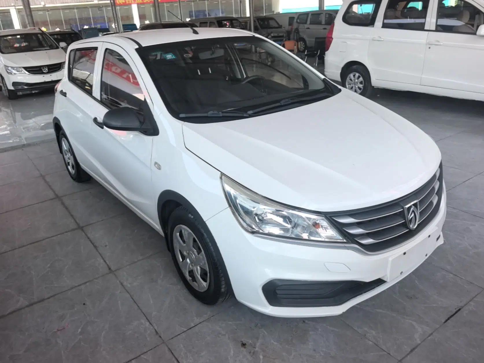 Baojun 310 2016 1.2L Manual Value Edition — миниатюра 3