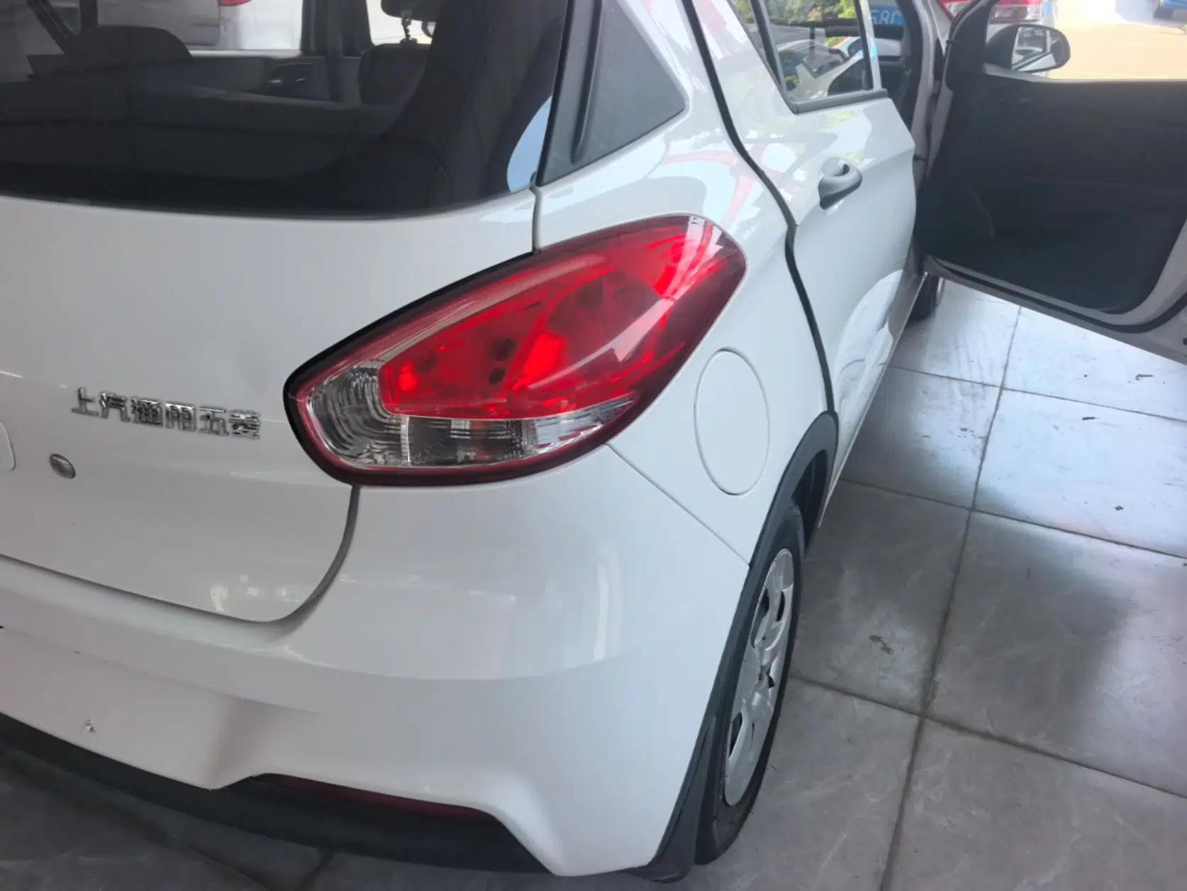 Baojun 310 2016 1.2L Manual Value Edition — миниатюра 9