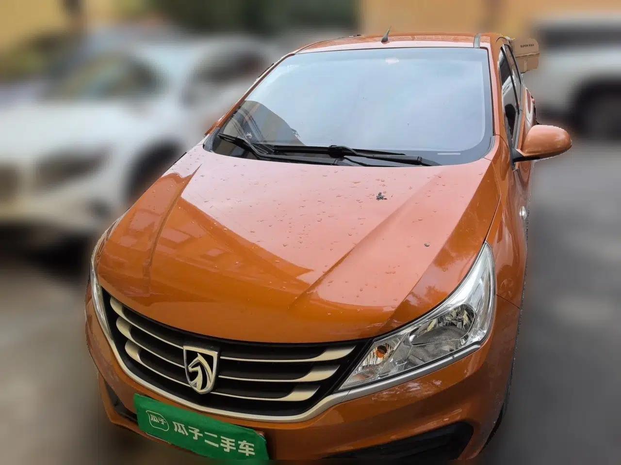 Baojun 310 2016 1.2L manual Comfort trim level — миниатюра 2