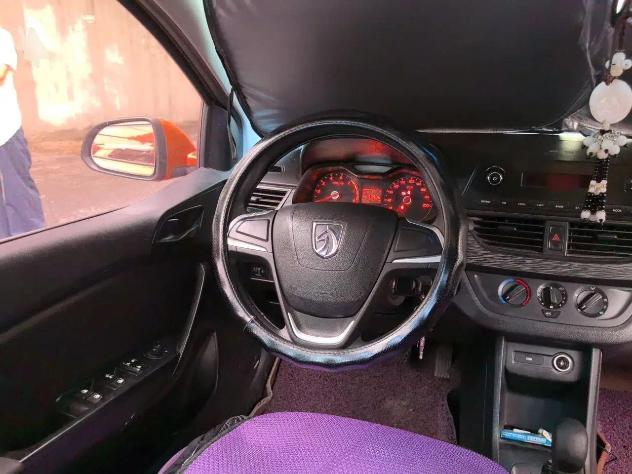 Baojun 310 2016 1.2L manual Comfort trim level — миниатюра 10