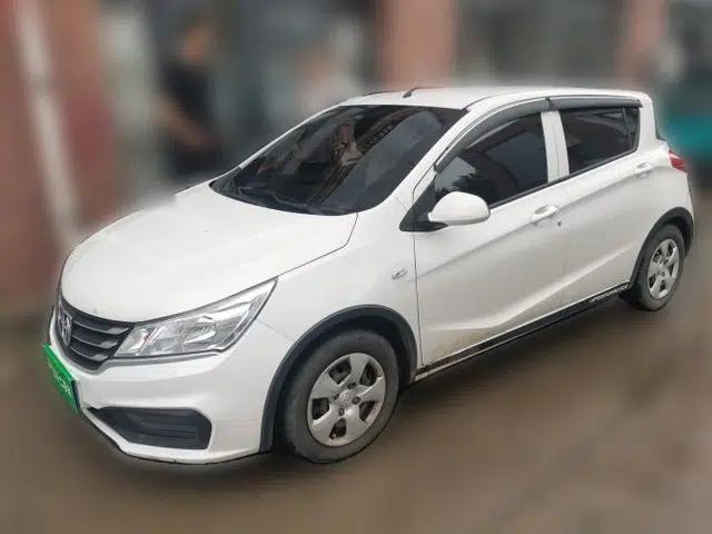 Baojun 310 2016 1.2L manual Comfort trim level