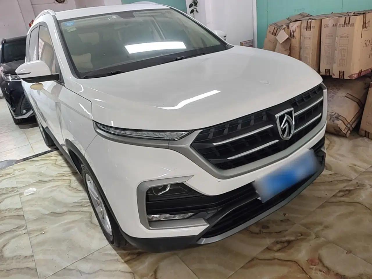 Baojun 530 2019 1.5T CVT Elite Model 7 Seats China V Emission Standard — миниатюра 12