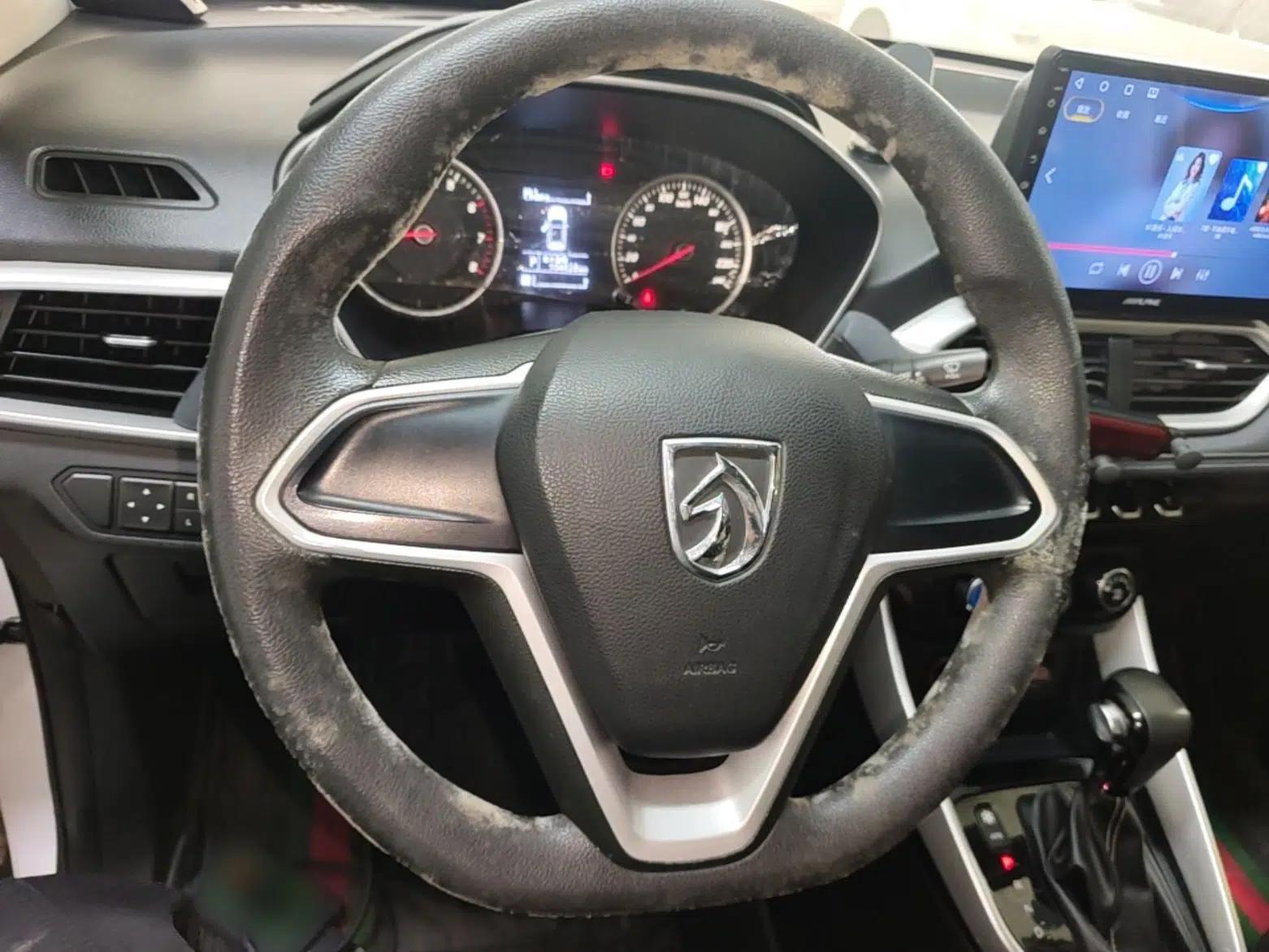 Baojun 530 2019 1.5T CVT Elite Model 7 Seats China V Emission Standard — миниатюра 18