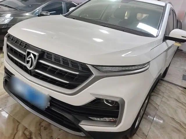 Baojun 530 2019 1.5T CVT Elite Model 7 Seats China V Emission Standard