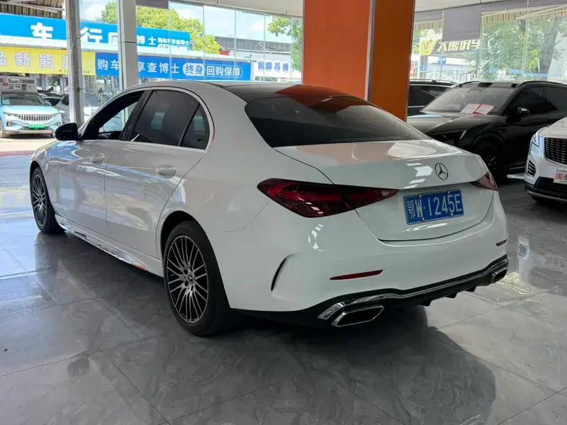 2022 Mercedes-Benz C-Class C 260 L Sport Edition — миниатюра 4