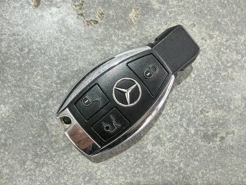 Mercedes-Benz C-Class 2015 Facelift C 200 L Sport — миниатюра 11