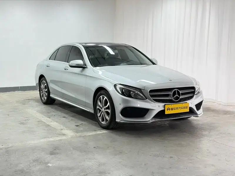 Mercedes-Benz C-Class 2015 Facelift C 200 L Sport — миниатюра 3