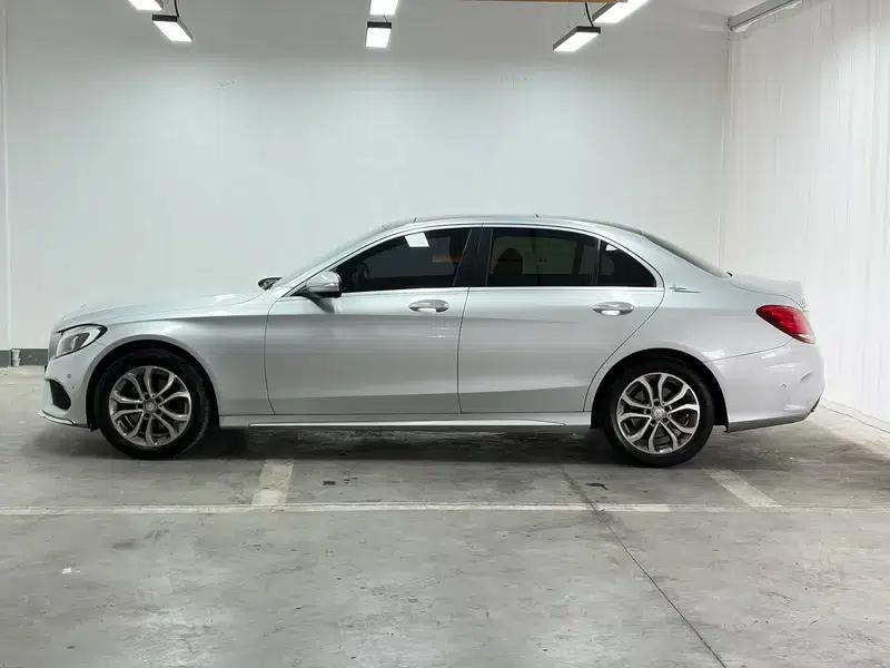 Mercedes-Benz C-Class 2015 Facelift C 200 L Sport — миниатюра 4