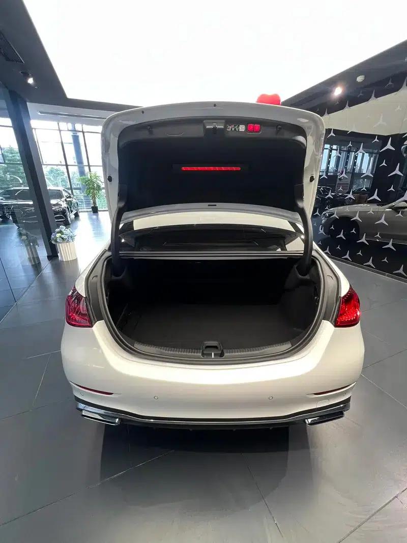 2025 Mercedes-Benz C-Class C 260 L Sport Edition — миниатюра 8