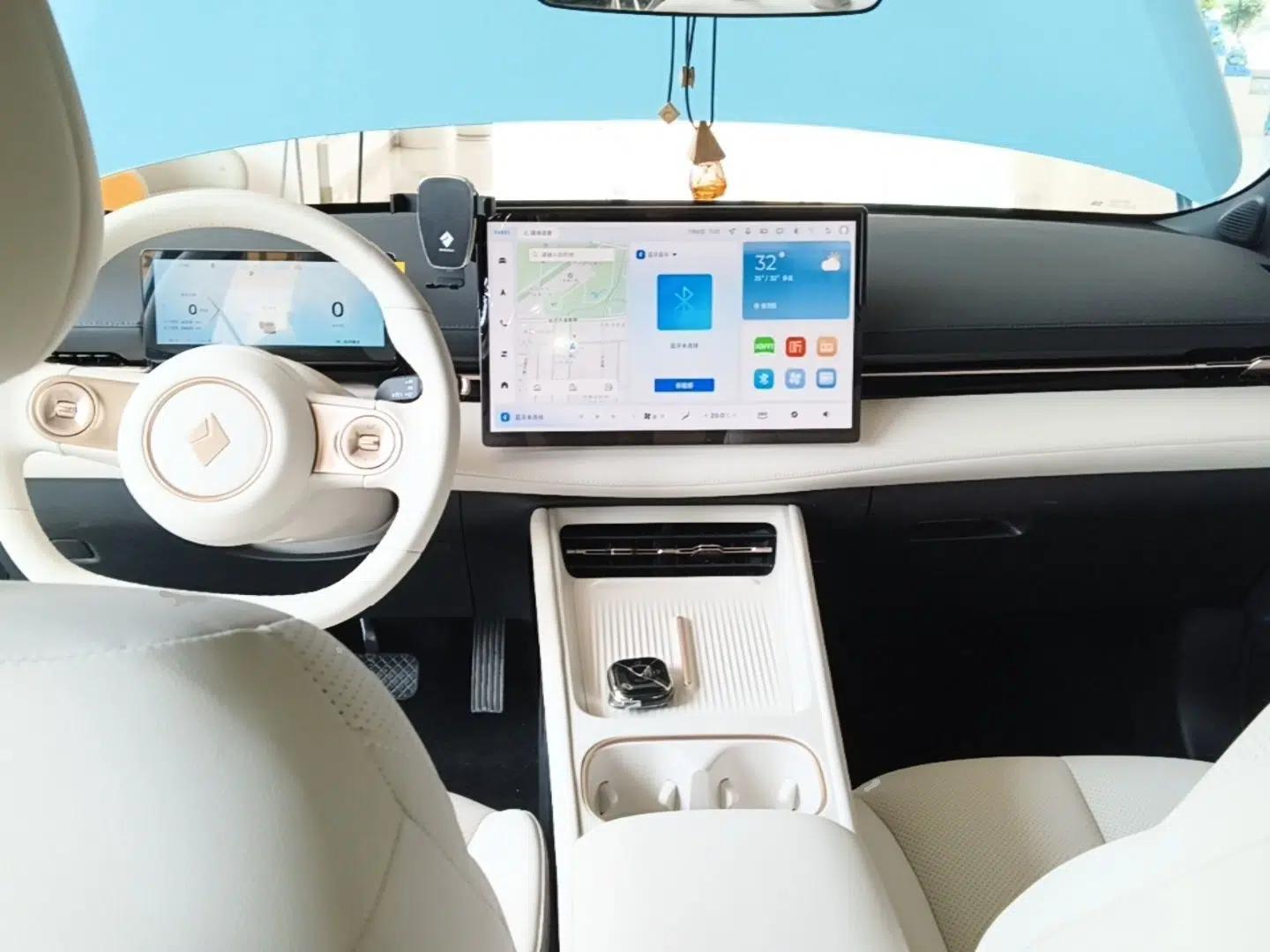 Baojun Yunhai 2024 500km Pure Electric Version — миниатюра 12