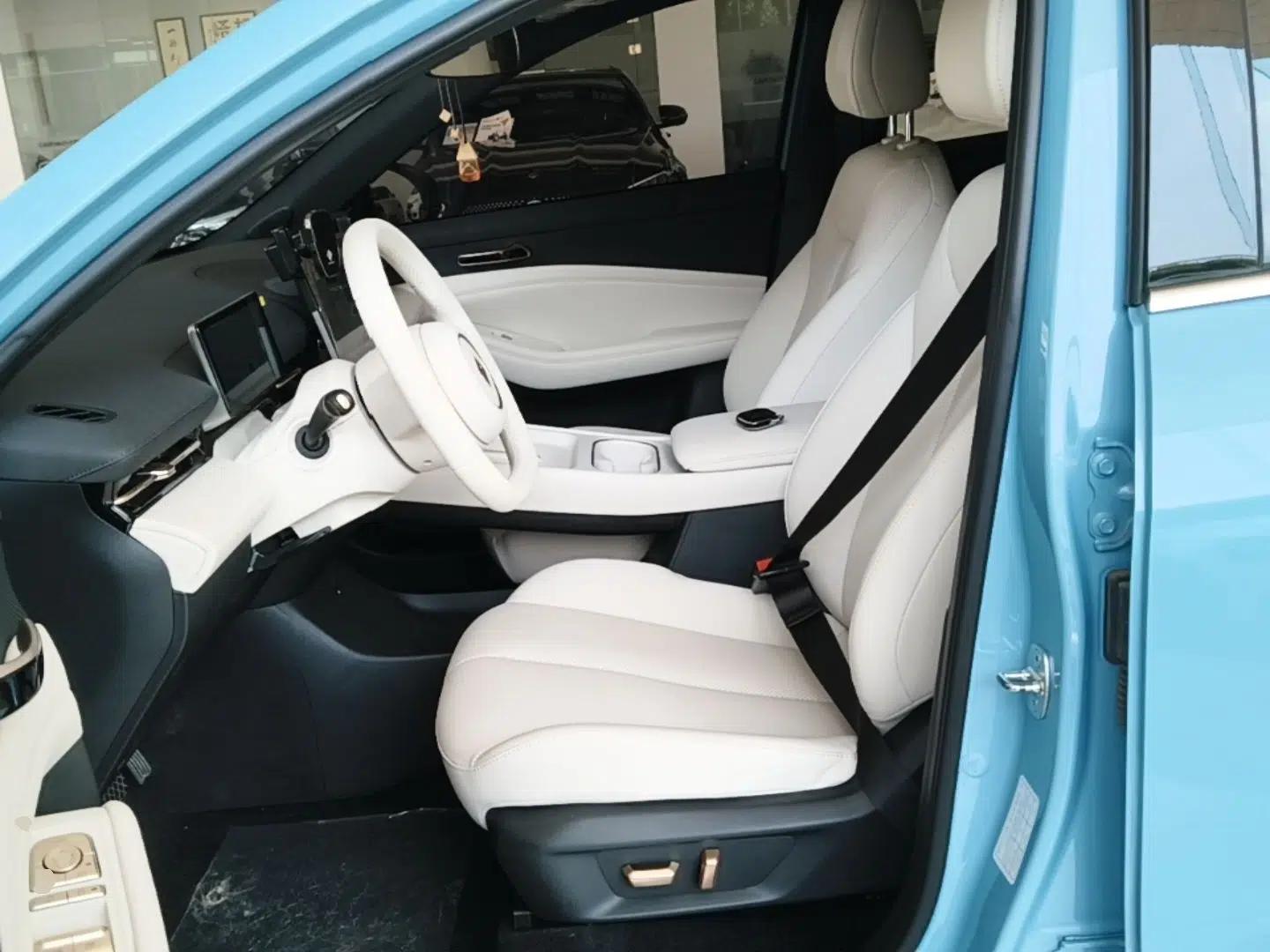 Baojun Yunhai 2024 500km Pure Electric Version — миниатюра 17