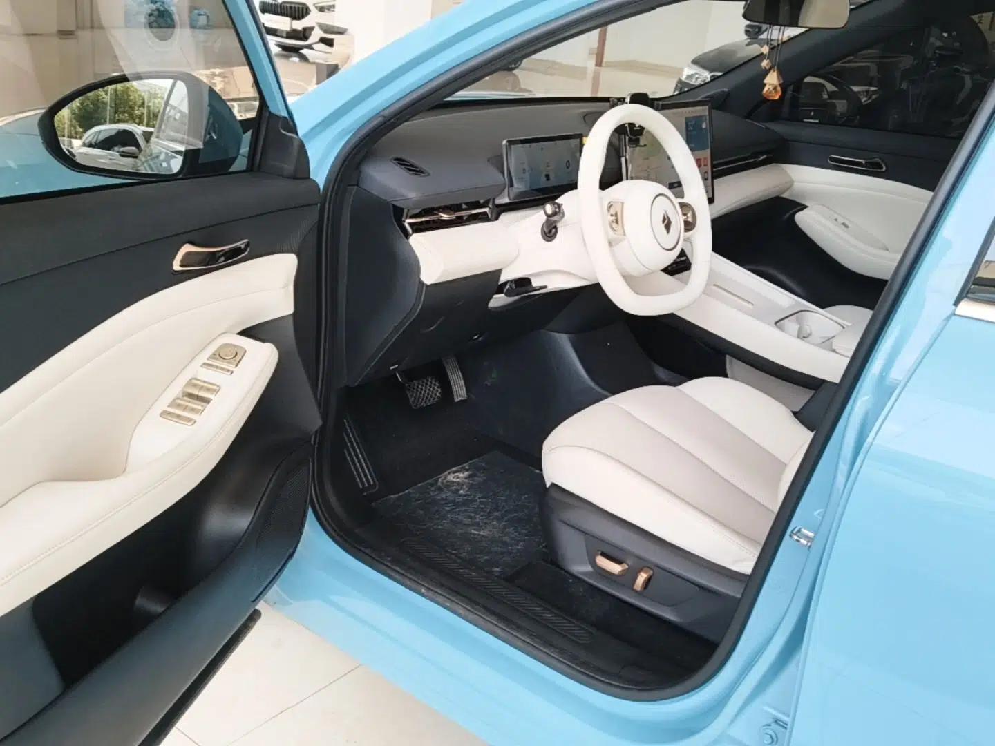 Baojun Yunhai 2024 500km Pure Electric Version — миниатюра 18
