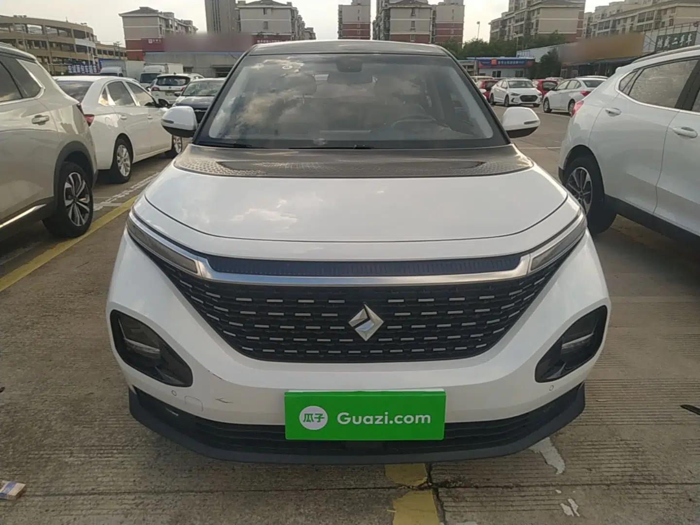 Baojun RM-5 2019 1.5T CVT 24-Hour Online Luxury Version 5 Seats — миниатюра 2