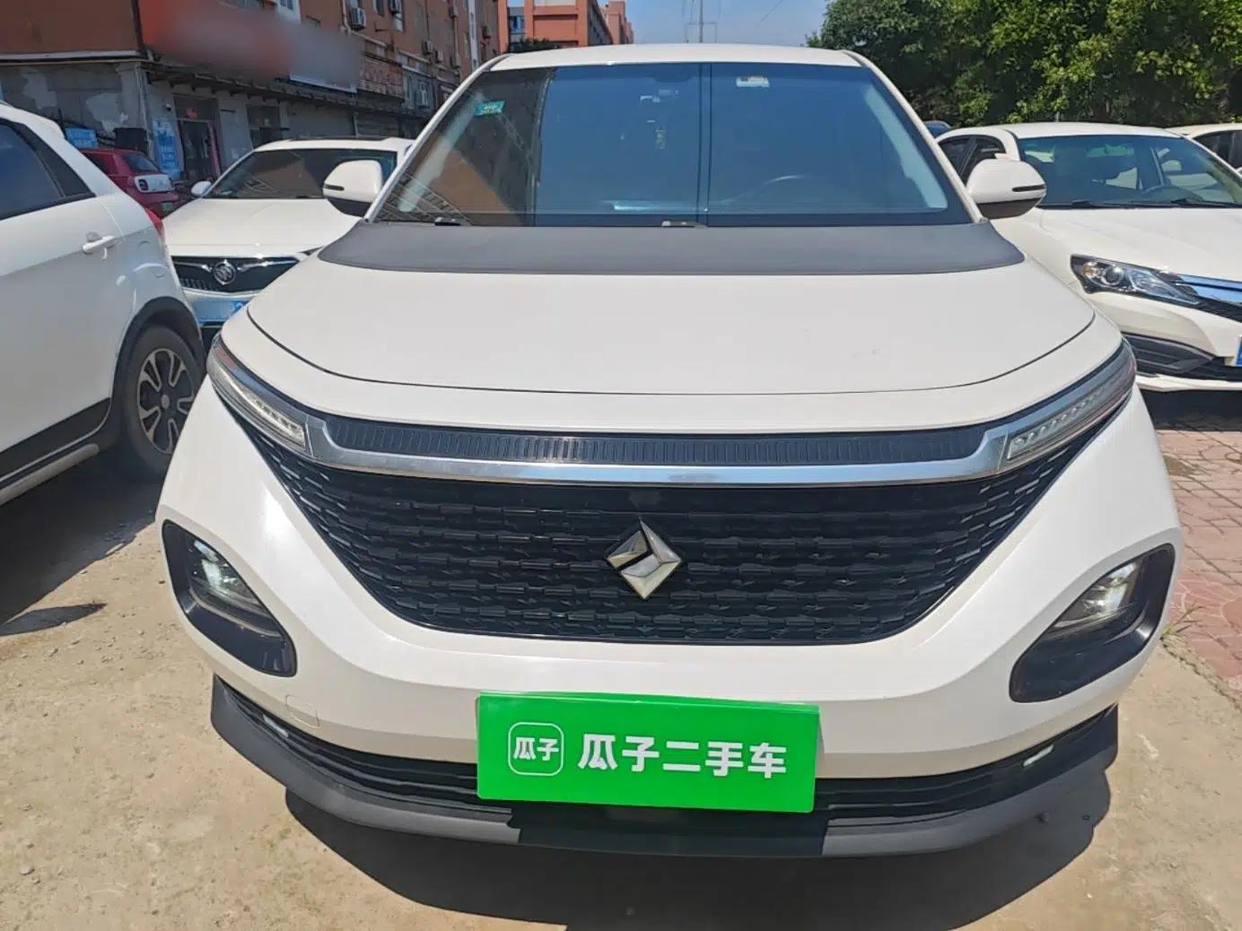 Baojun RM-5 2019 1.5T CVT Elite Version with 24-Hour Online Service 5 Seats — миниатюра 2