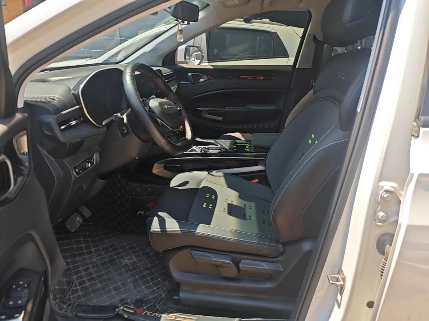 Baojun RM-5 2019 1.5T CVT Elite Version with 24-Hour Online Service 5 Seats — миниатюра 17