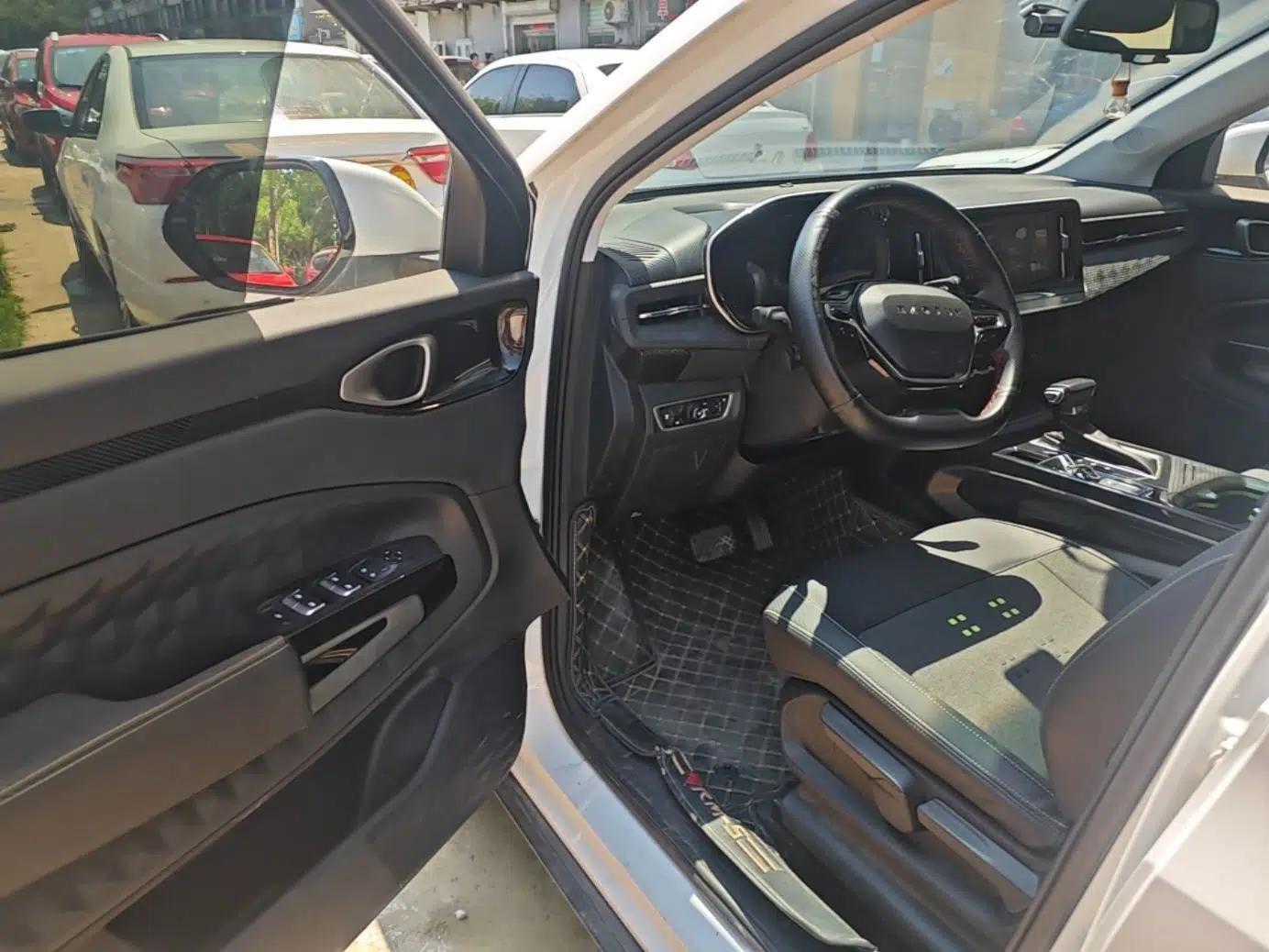 Baojun RM-5 2019 1.5T CVT Elite Version with 24-Hour Online Service 5 Seats — миниатюра 18