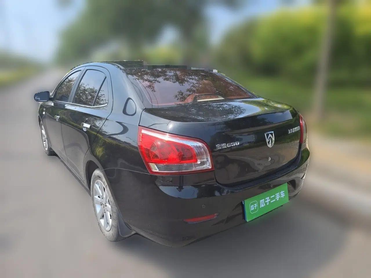 Baojun 630 2011 1.5L manual Comfort trim level — миниатюра 4