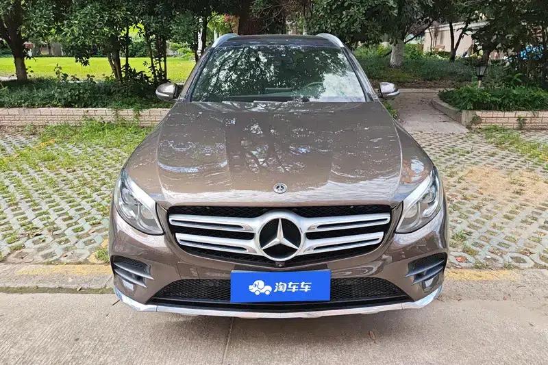 2017 Mercedes-Benz GLC 300 4MATIC Dynamic — миниатюра 2