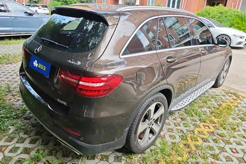 2017 Mercedes-Benz GLC 300 4MATIC Dynamic — миниатюра 3