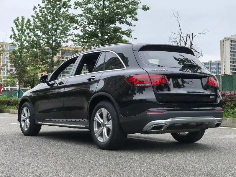 2020 Mercedes-Benz GLC 260 L 4MATIC Dynamic — миниатюра 4