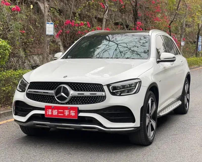 2022 Mercedes-Benz GLC 300 L 4MATIC Dynamic Edition — миниатюра 1