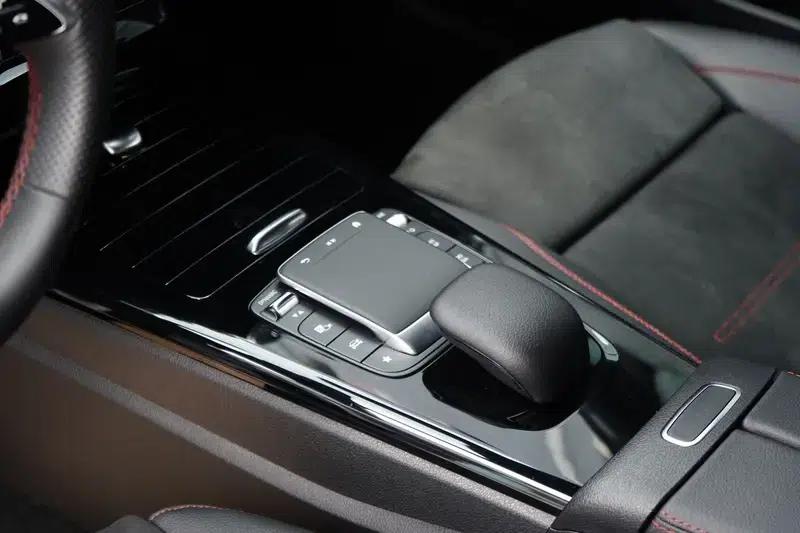 2024 Mercedes-Benz A-Class A 200 L Dynamic Edition — миниатюра 15