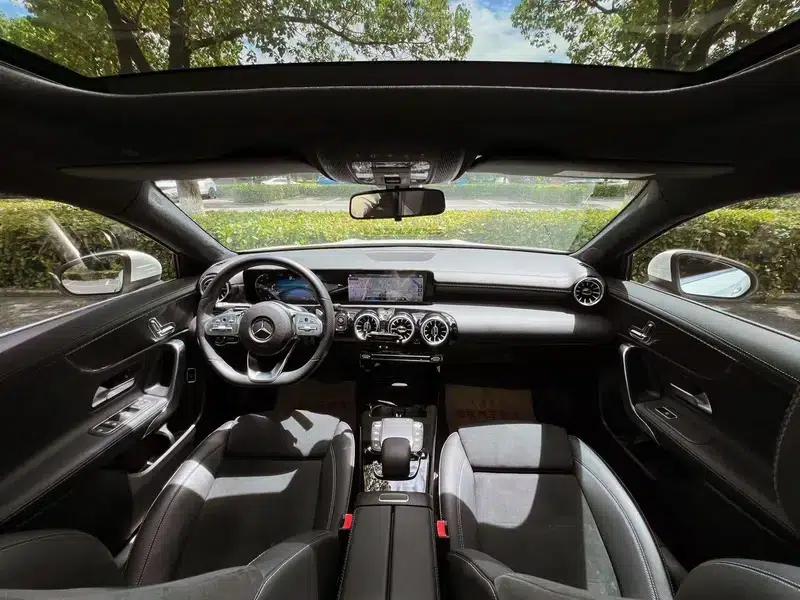 Mercedes-Benz A-Class 2021 A 200 L Sport Sedan Fashion Edition — миниатюра 11