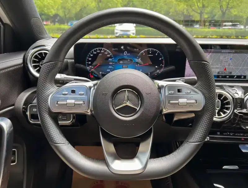 Mercedes-Benz A-Class 2021 A 200 L Sport Sedan Fashion Edition — миниатюра 13