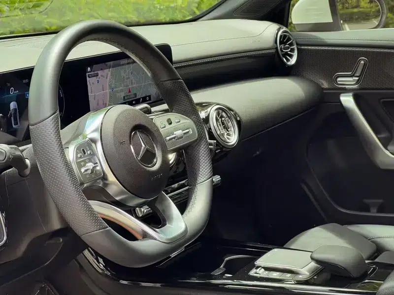 Mercedes-Benz A-Class 2021 A 200 L Sport Sedan Fashion Edition — миниатюра 14