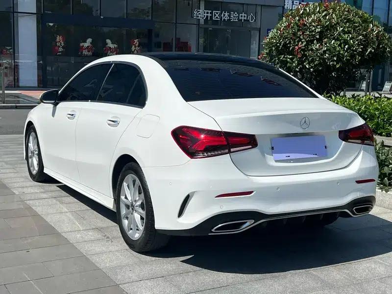 Mercedes-Benz A-Class 2020 A 200 L Sport Sedan — миниатюра 5