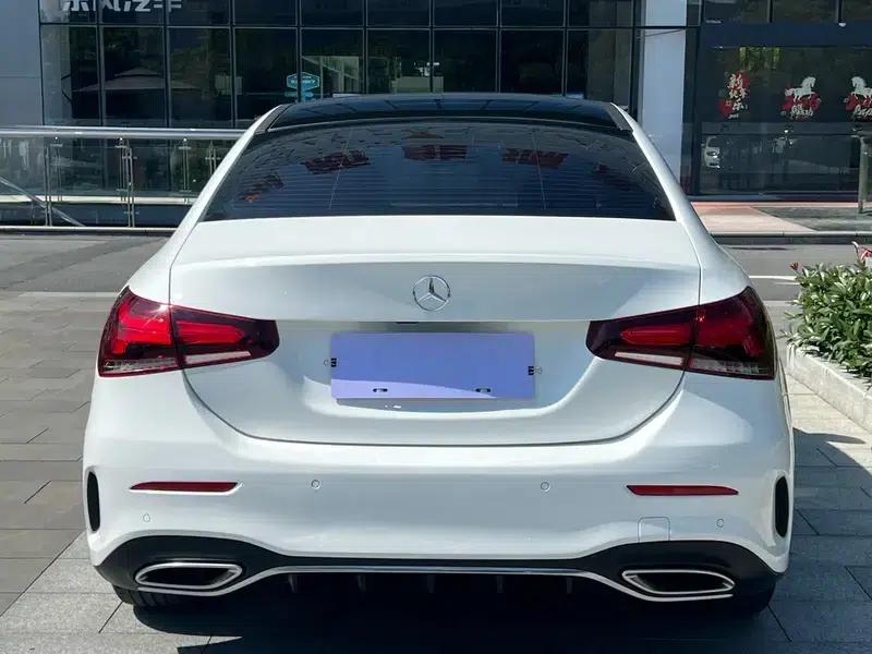 Mercedes-Benz A-Class 2020 A 200 L Sport Sedan — миниатюра 6