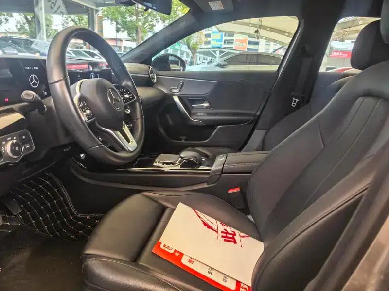 2019 Mercedes-Benz A-Class A 200 L — миниатюра 8