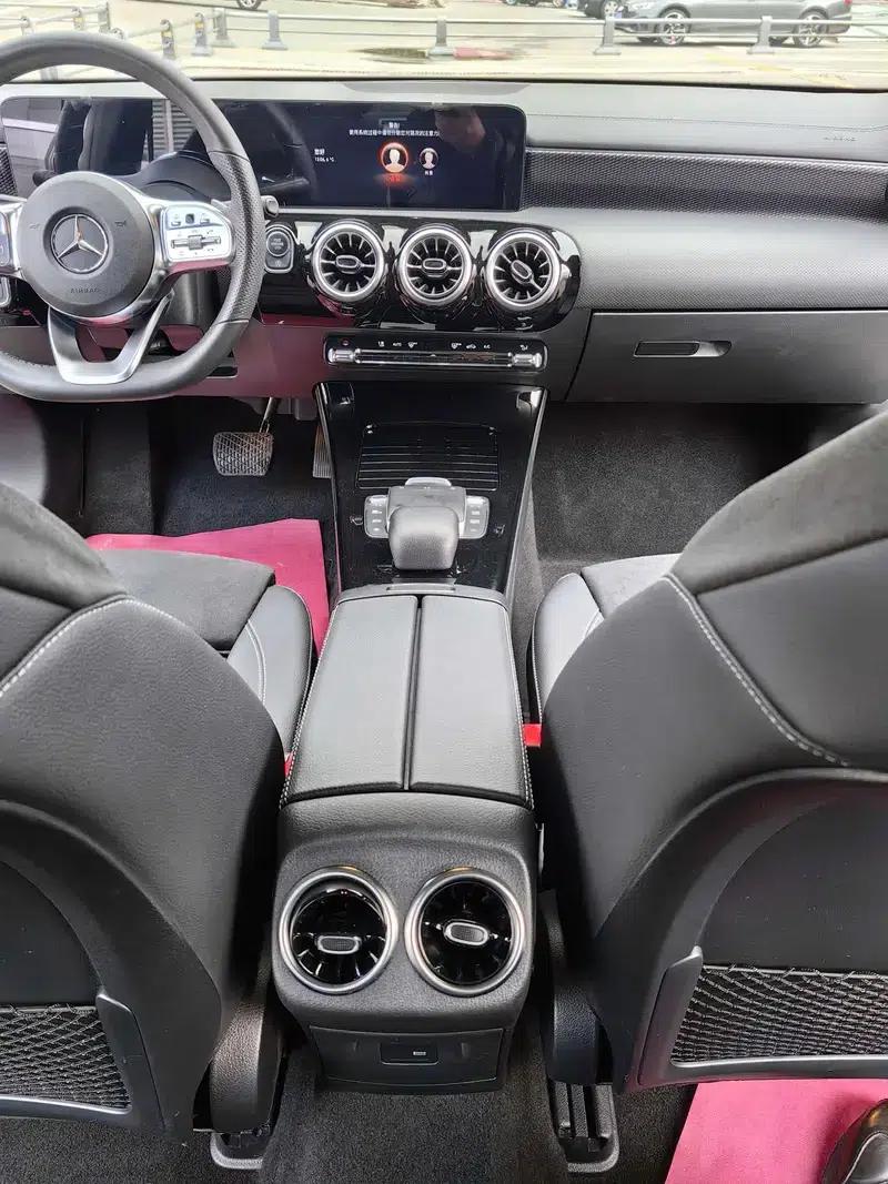 Mercedes-Benz A-Class 2021 A 200 L Sport Sedan Fashion Edition — миниатюра 11