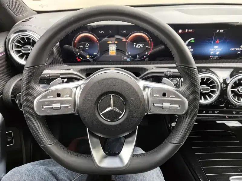 Mercedes-Benz A-Class 2021 A 200 L Sport Sedan Fashion Edition — миниатюра 15