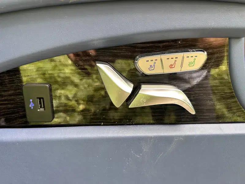 Vito 2020 2.0T Elite Edition 7-seater — миниатюра 8