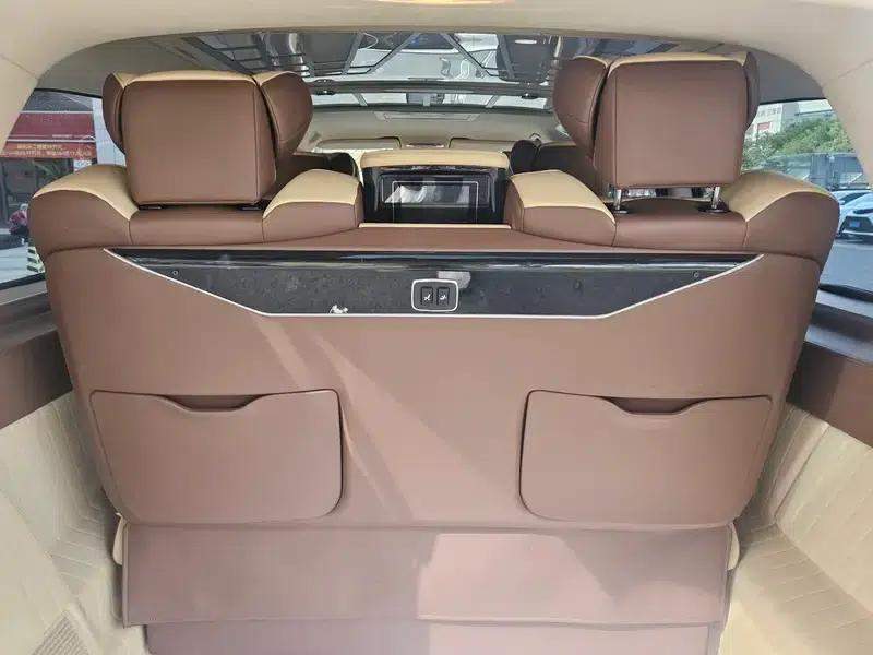 Vito 2023 2.0T Elite Edition 7-seater — миниатюра 11