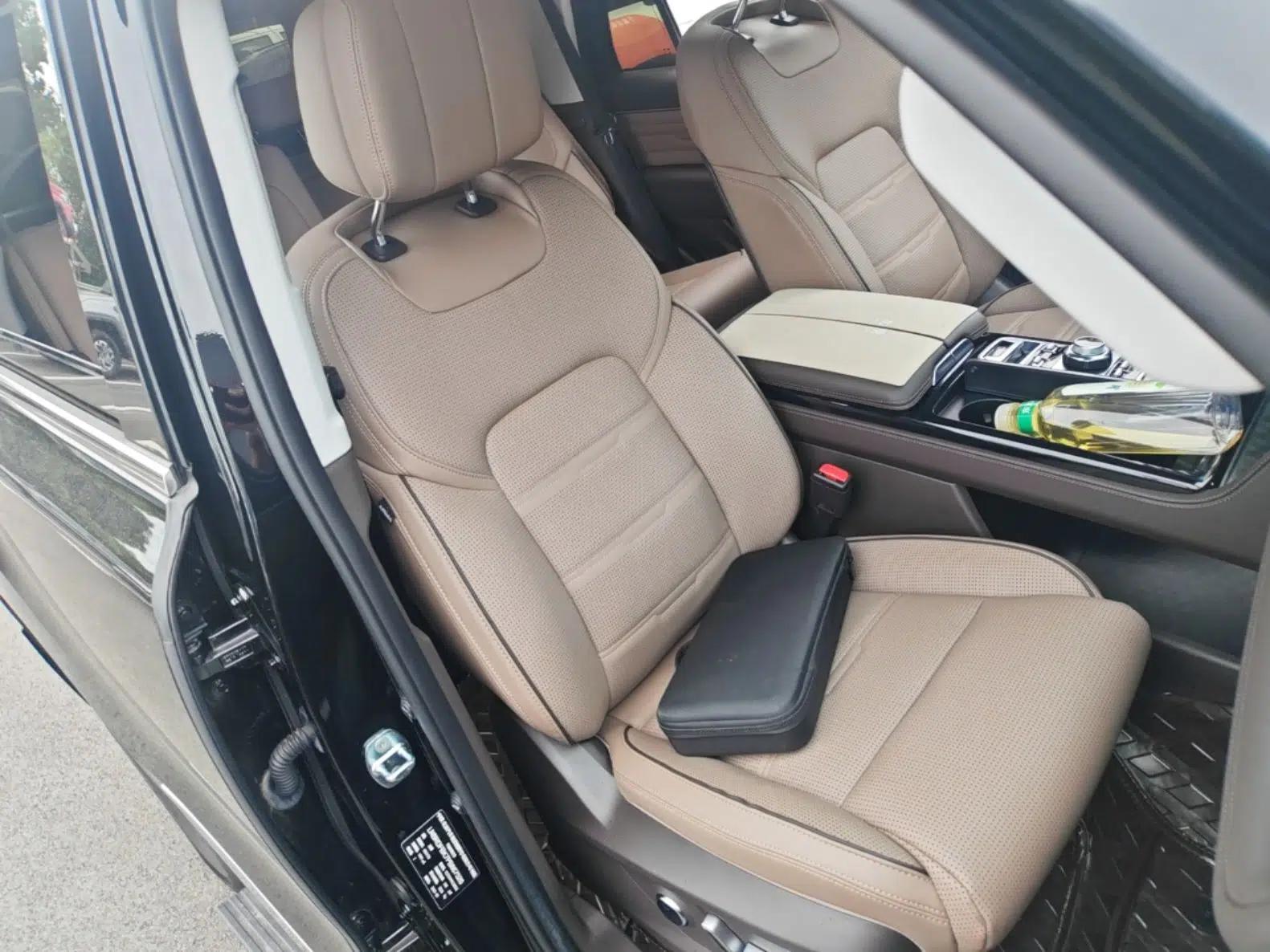 BAIC Off-Road BJ60 2022 2.0T Version 11 Seven Seats — миниатюра 19