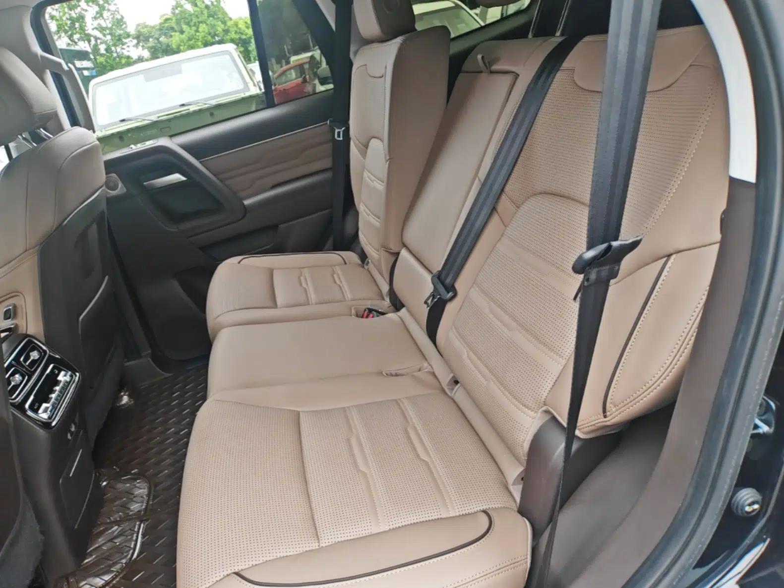 BAIC Off-Road BJ60 2022 2.0T Version 11 Seven Seats — миниатюра 20