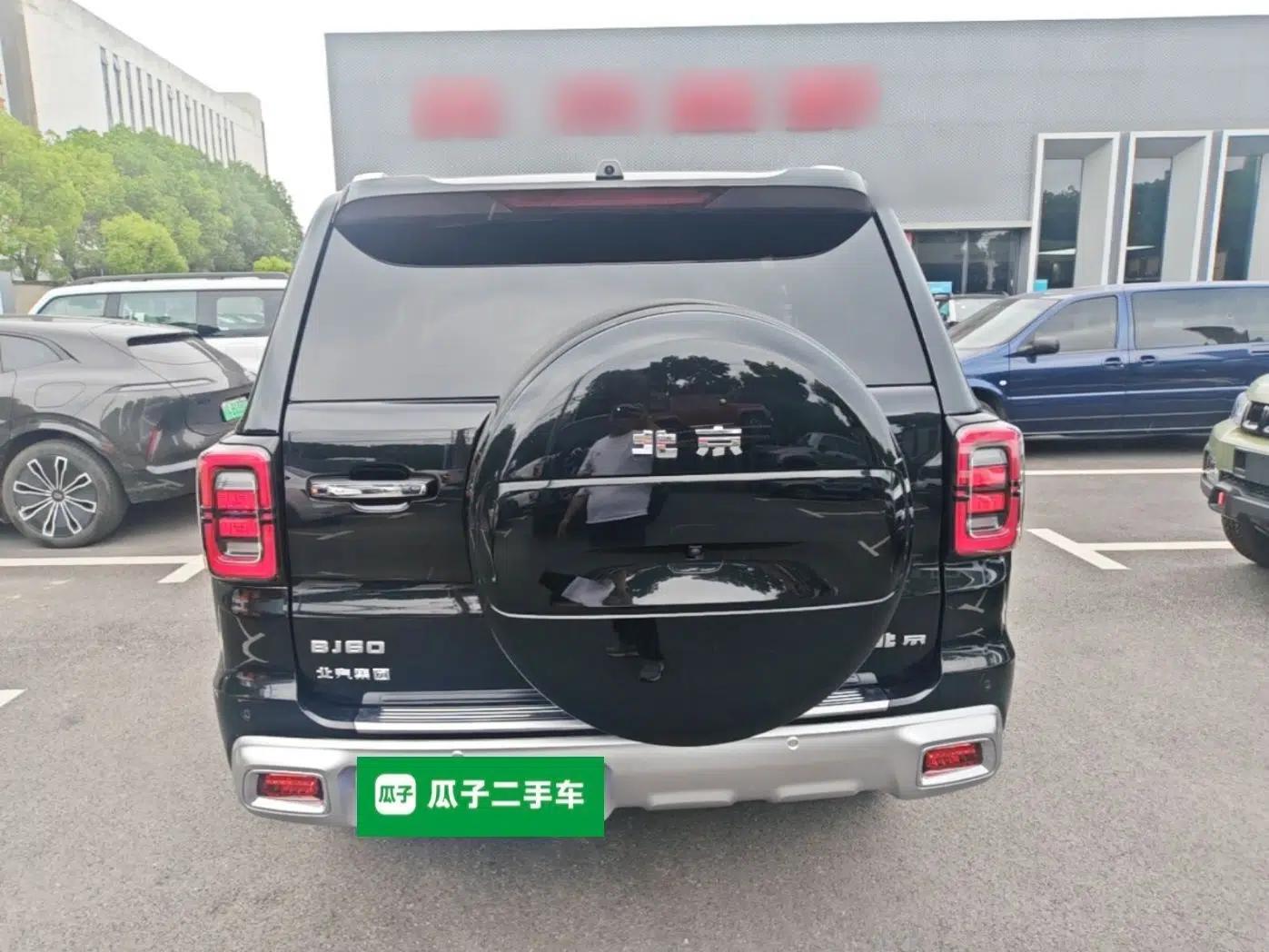 BAIC Off-Road BJ60 2022 2.0T Version 11 Seven Seats — миниатюра 5