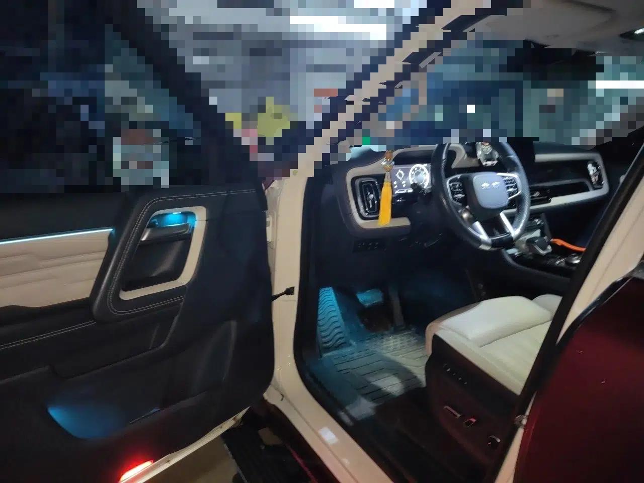BAIC Off-Road BJ60 2022 2.0T Version 11 Five Seats — миниатюра 16