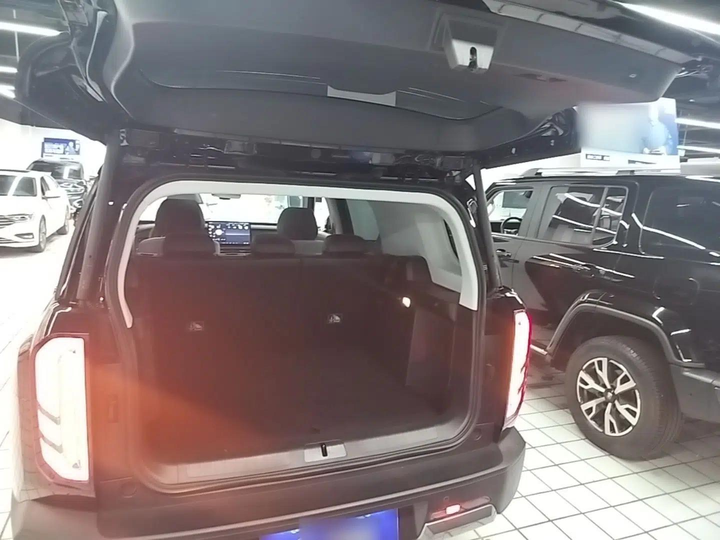 BAIC Off-Road BJ30 2024 1.5T Light Wilderness Pro Edition — миниатюра 22