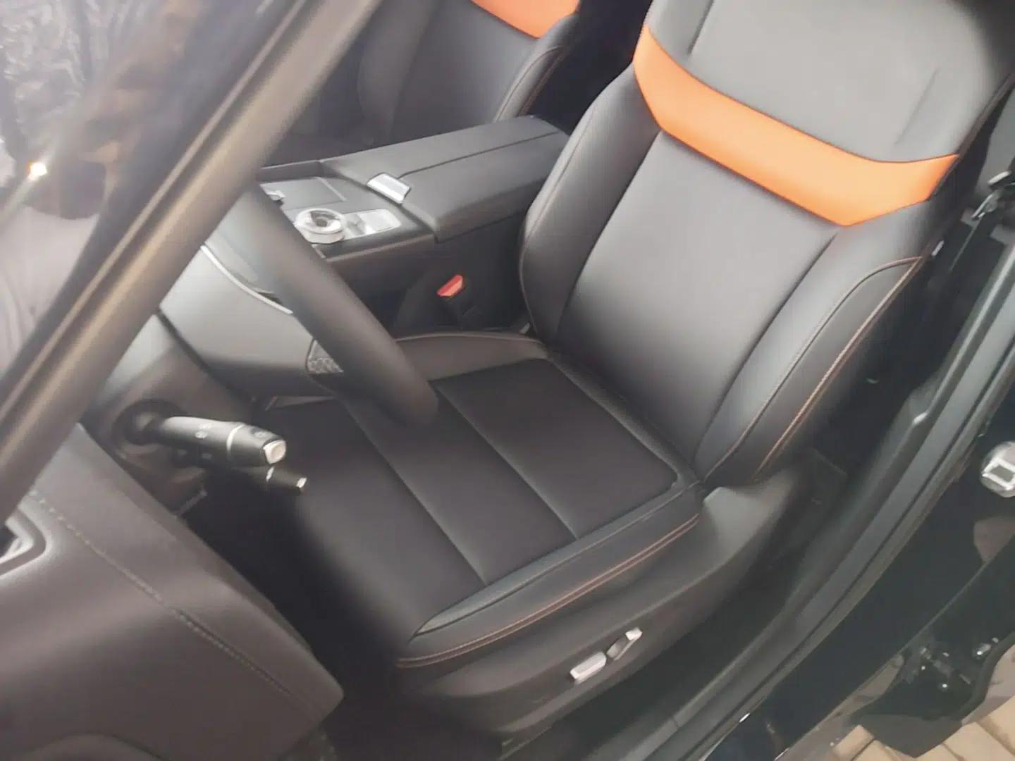 BAIC Off-Road BJ30 2026 Model Traveler 1.5T Hybrid Standard Version — миниатюра 17