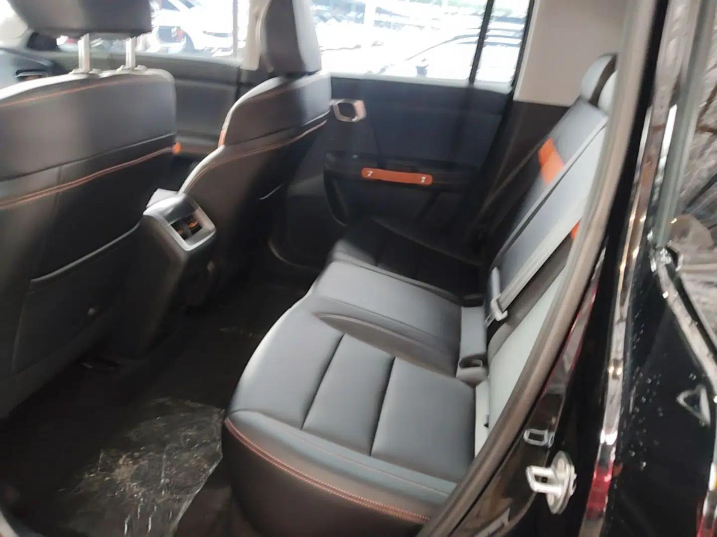 BAIC Off-Road BJ30 2026 Model Traveler 1.5T Hybrid Standard Version — миниатюра 20