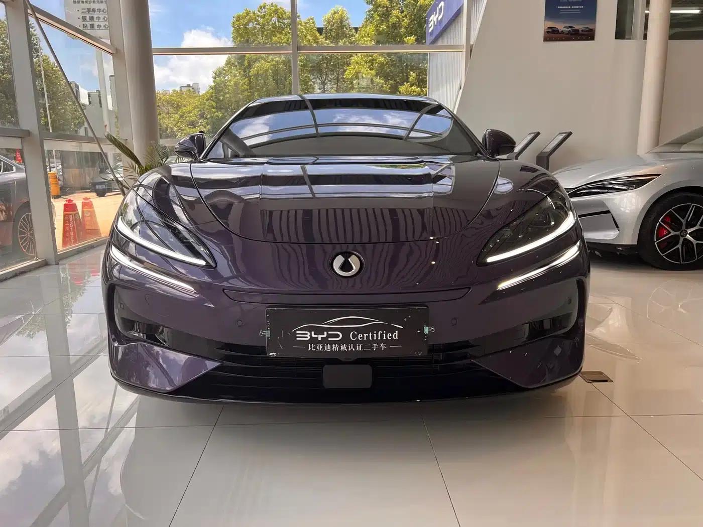 Denza Z9 2024 Model 1100km AWD Max Edition — миниатюра 2