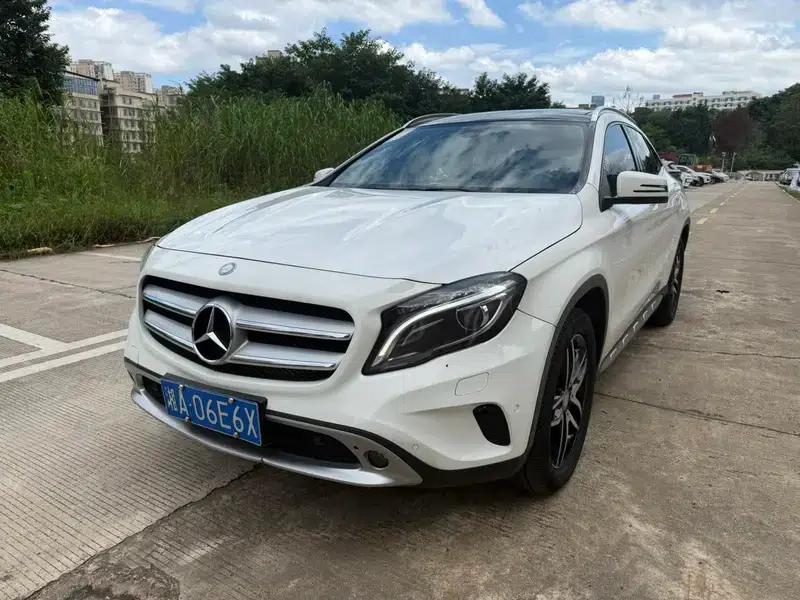 2015 Mercedes-Benz GLA 220 4MATIC Luxury — миниатюра 1